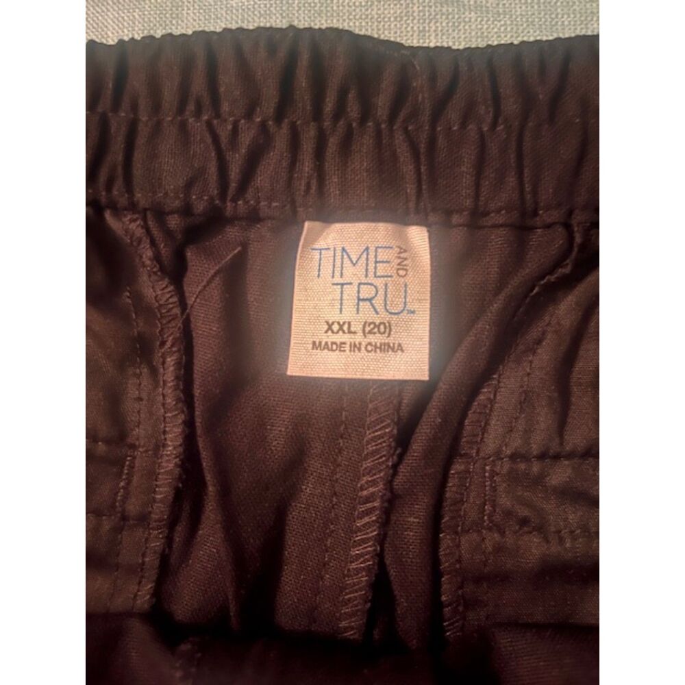 WOMENS BLACK SHORTS